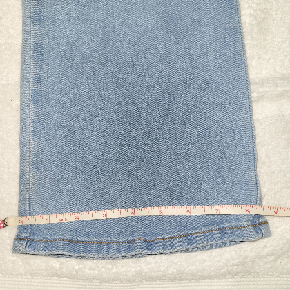 Embroidered Light Blue Jeans with Animal Design - Picture 8 of 13